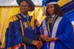 Presentation-of-award-to-the-inductee-with-leadership-quality-by-the-Registrar