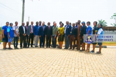 A-GROUP-PHOTOGRAPH-AT-THE-SOD-TURNING-EVENT-OF-THE-150-SEATER-LECTURE-HALL-DONATED-BY-PASTOR-OLATUNJI-OLADOKUN